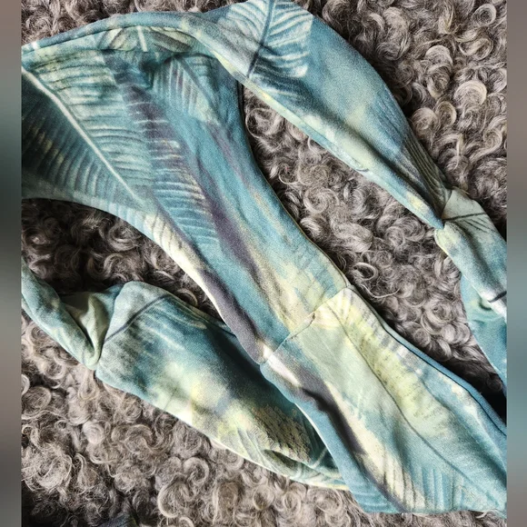 Midori Bikini in Palm - Picture 5 of 7